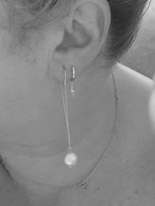 Earrings | Gold Pearl Threaders