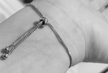 Load image into Gallery viewer, Bracelet | Silver Pebble Pull

