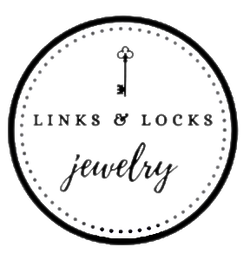 Links and Locks Design Logo