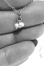 Load image into Gallery viewer, Necklace | Itty Bitty Pearl Cluster
