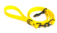 Load image into Gallery viewer, Sunshine Collection | Waterproof 5ft Leash | Red, Neon Orange, Orange, Yellow
