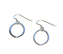Load image into Gallery viewer, Earrings | Silver Oval Hoops
