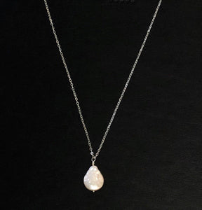 Necklace | Silver Freshwater Pearl Pendant