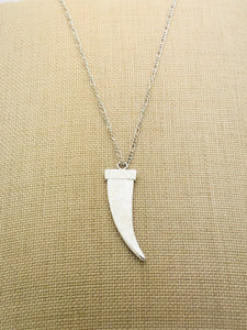Necklace | Long Silver Tusk